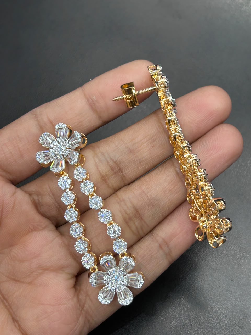 Floréva Radiant Blossom Diamond Necklace Set