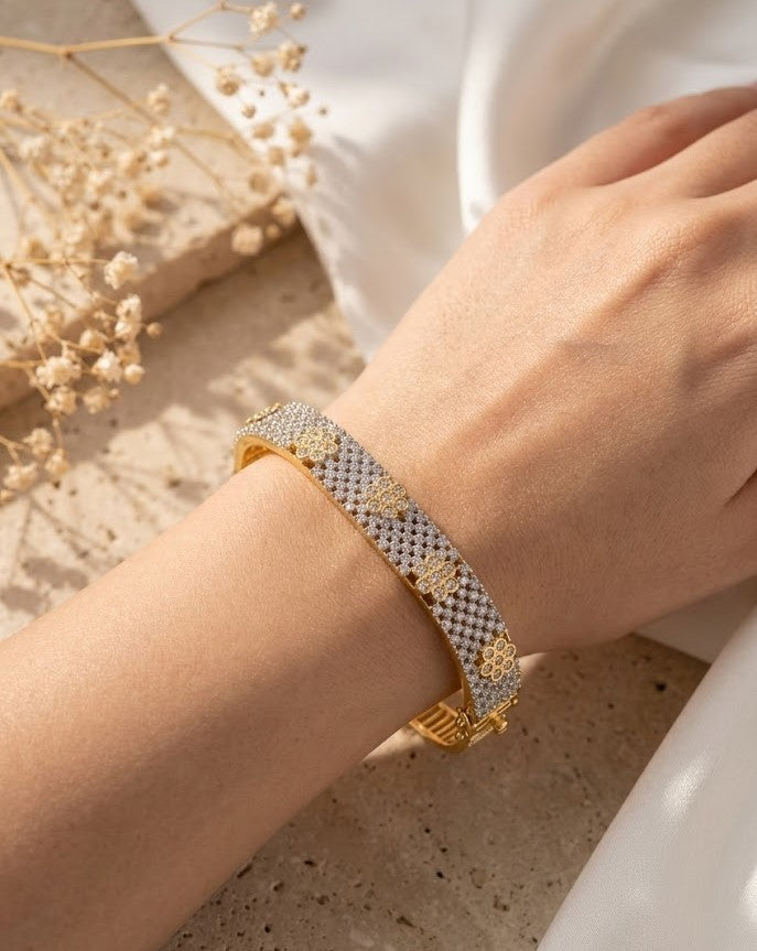 Luxury Broad AD Openable Kada – Gold Polish Floral Designer Bracelet