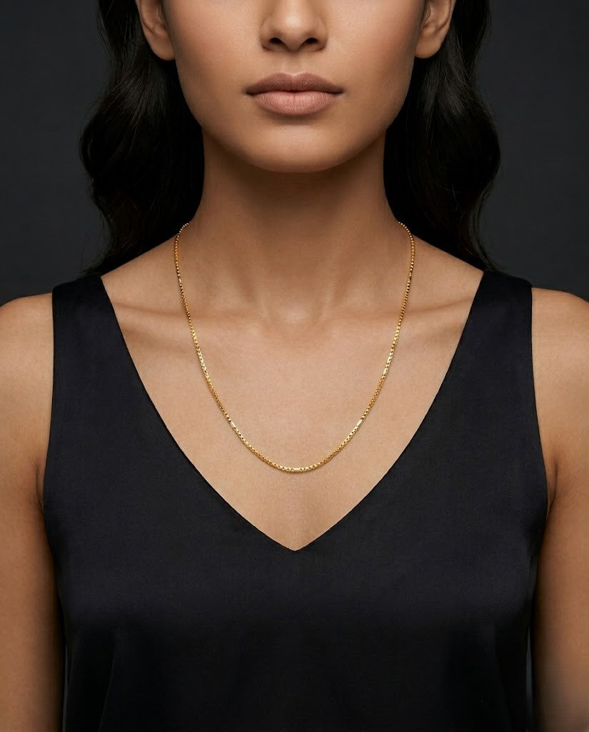 Suvarna Shine Minimal Daily Wear Chain for Women