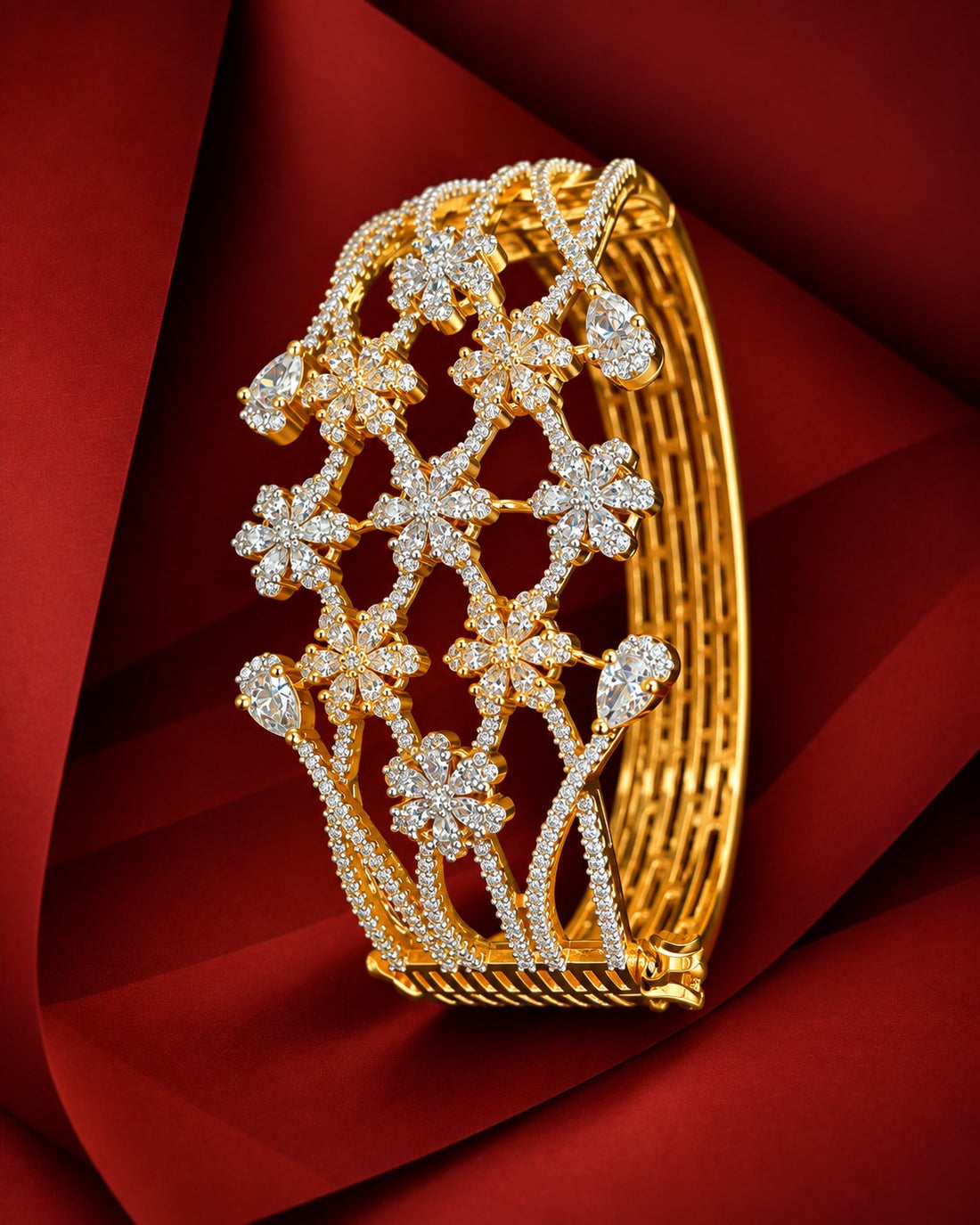 Floria Oval Openable Floral Diamond-Look Bracelet – Fits 2.4 & 2.6