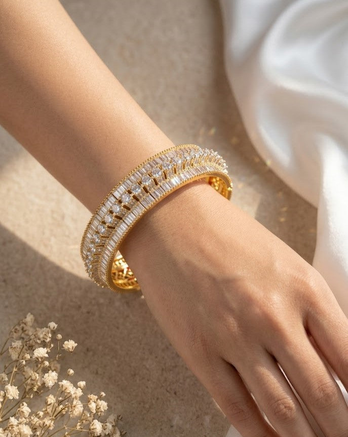 Openable Premium Baguette & Round Diamond Look Bracelet in Gold Tone