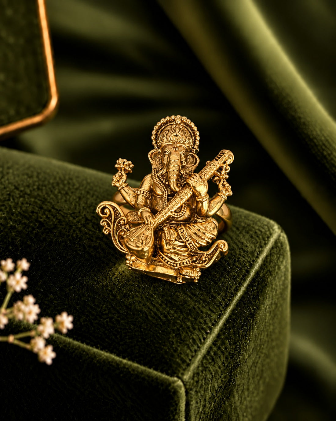 Veena Ganesha Heritage Adjustable Ring