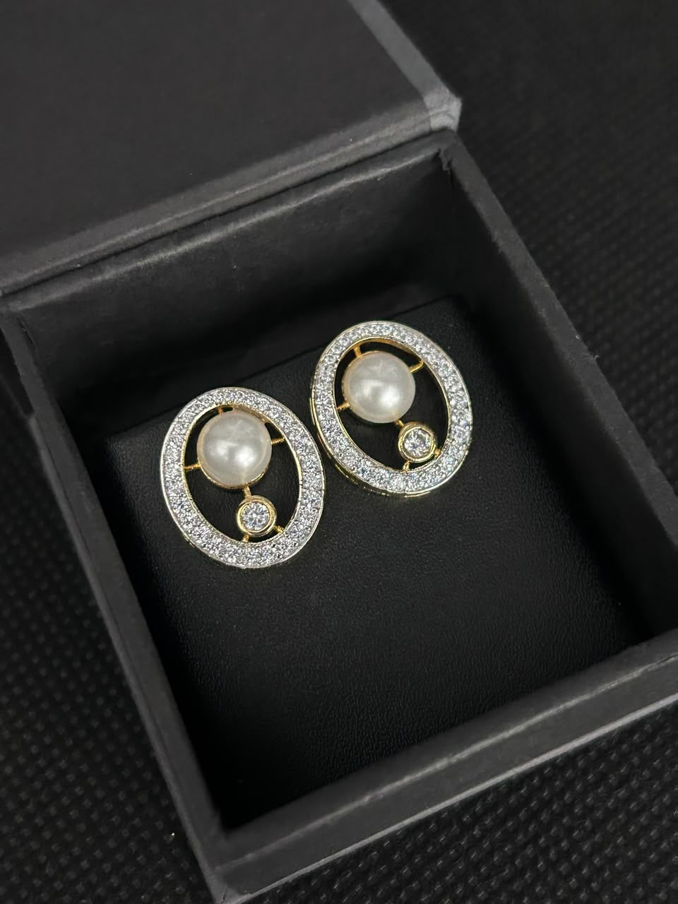 Elara Pearl Halo Oval Stud Earrings