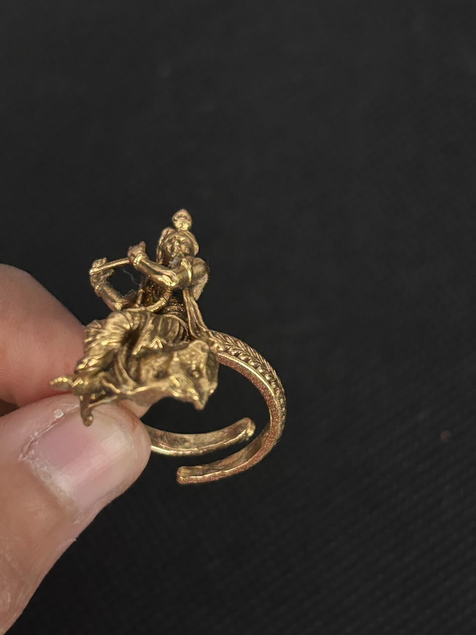 Murli Krishna Heritage Adjustable Ring