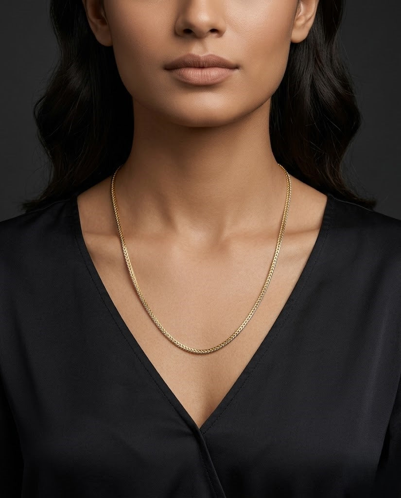 Rajsi Glow Sleek Daily Wear Chain for Women