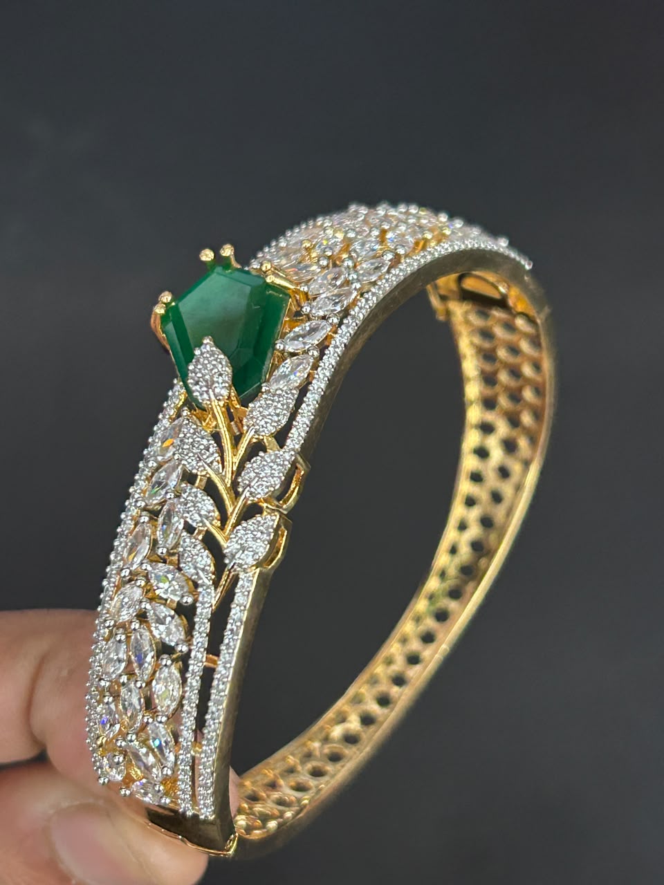 Seraphina Oval Openable Statement Bracelet – Blue, Green & Ruby | Fits 2.4 & 2.6