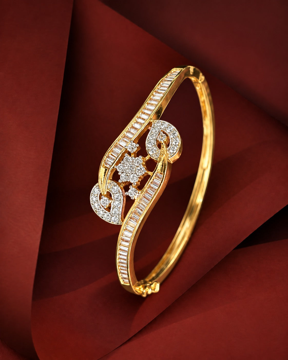 Aveline Oval Openable Baguette Diamond-Look Bracelet – Fits 2.4 & 2.6