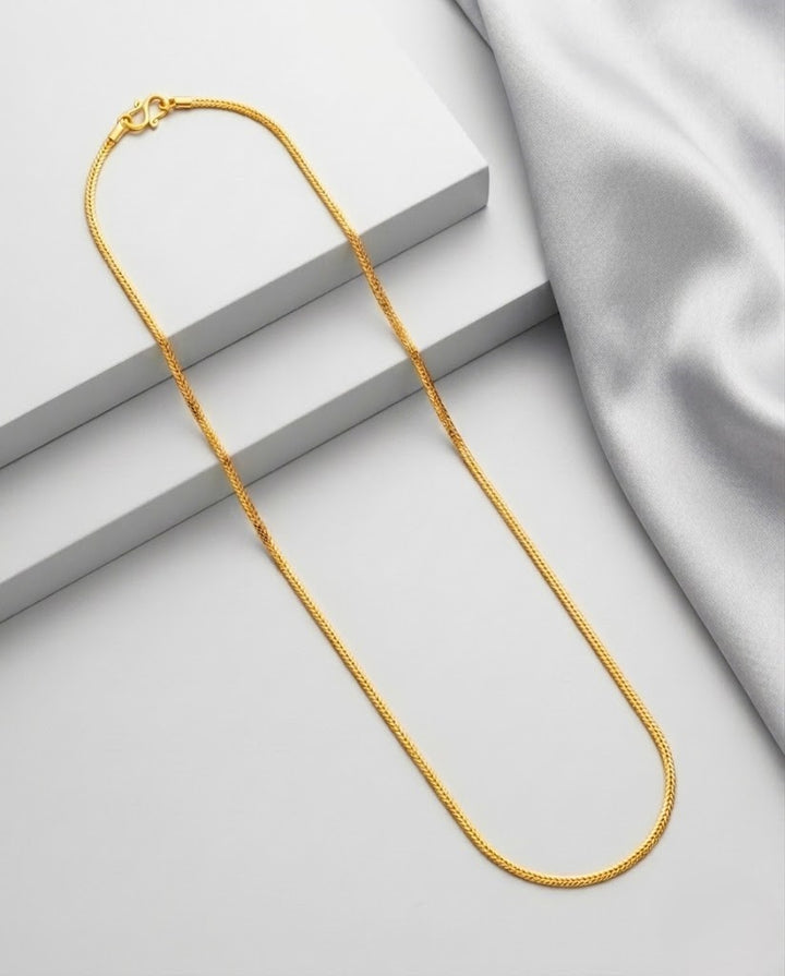 Rajsi Glow Sleek Daily Wear Chain for Women