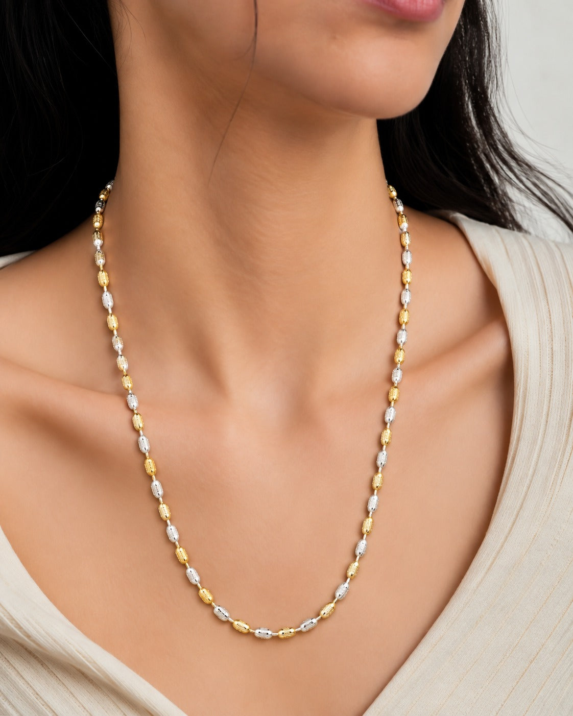 Aurelia Dual-Tone Rice Bead Chain – 18 Inch