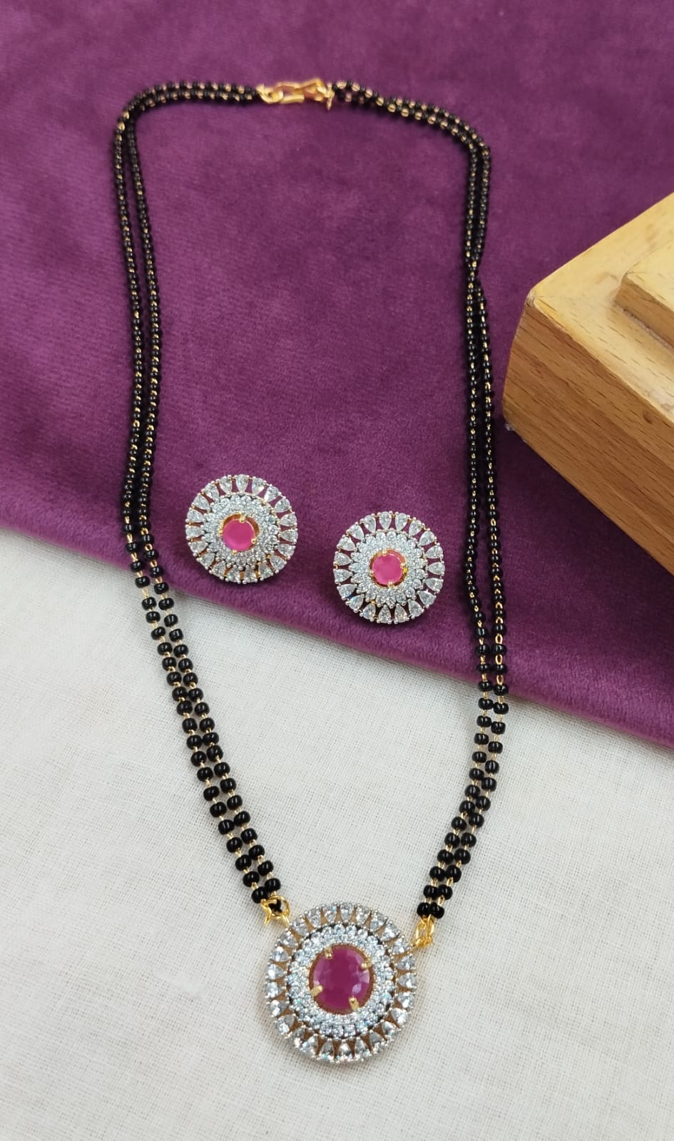 Zivara Halo Diamond-Look Mangalsutra Set – 18 Inch
