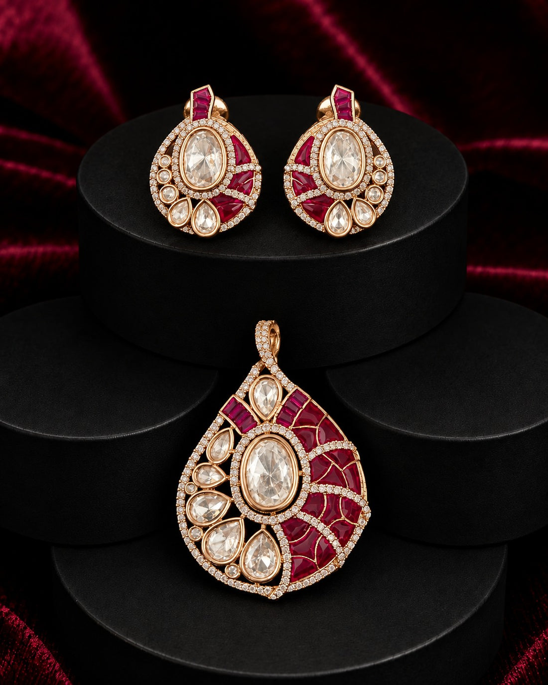 Screw Pech Aavya Kundan Earrings & Pendant