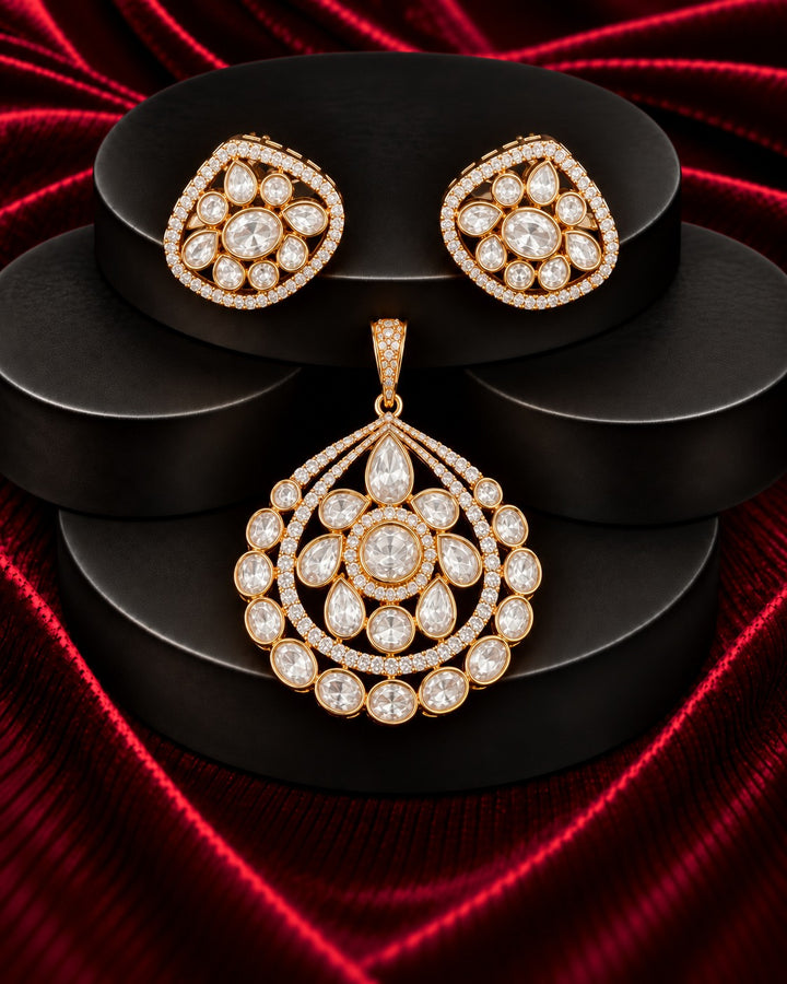 Ishvika Halo Polki Pendant Set