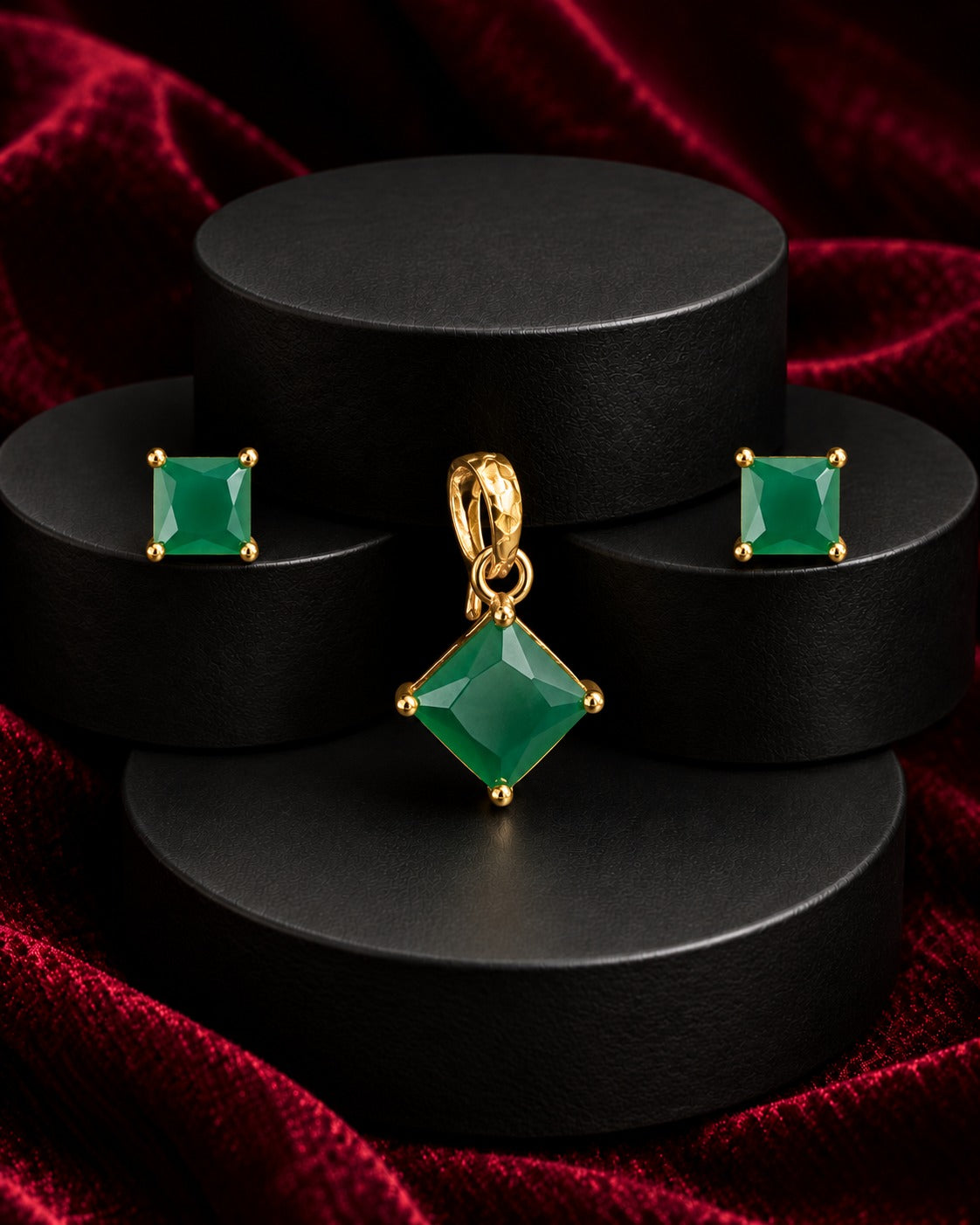 Virelle Square Solitaire Pendant Set