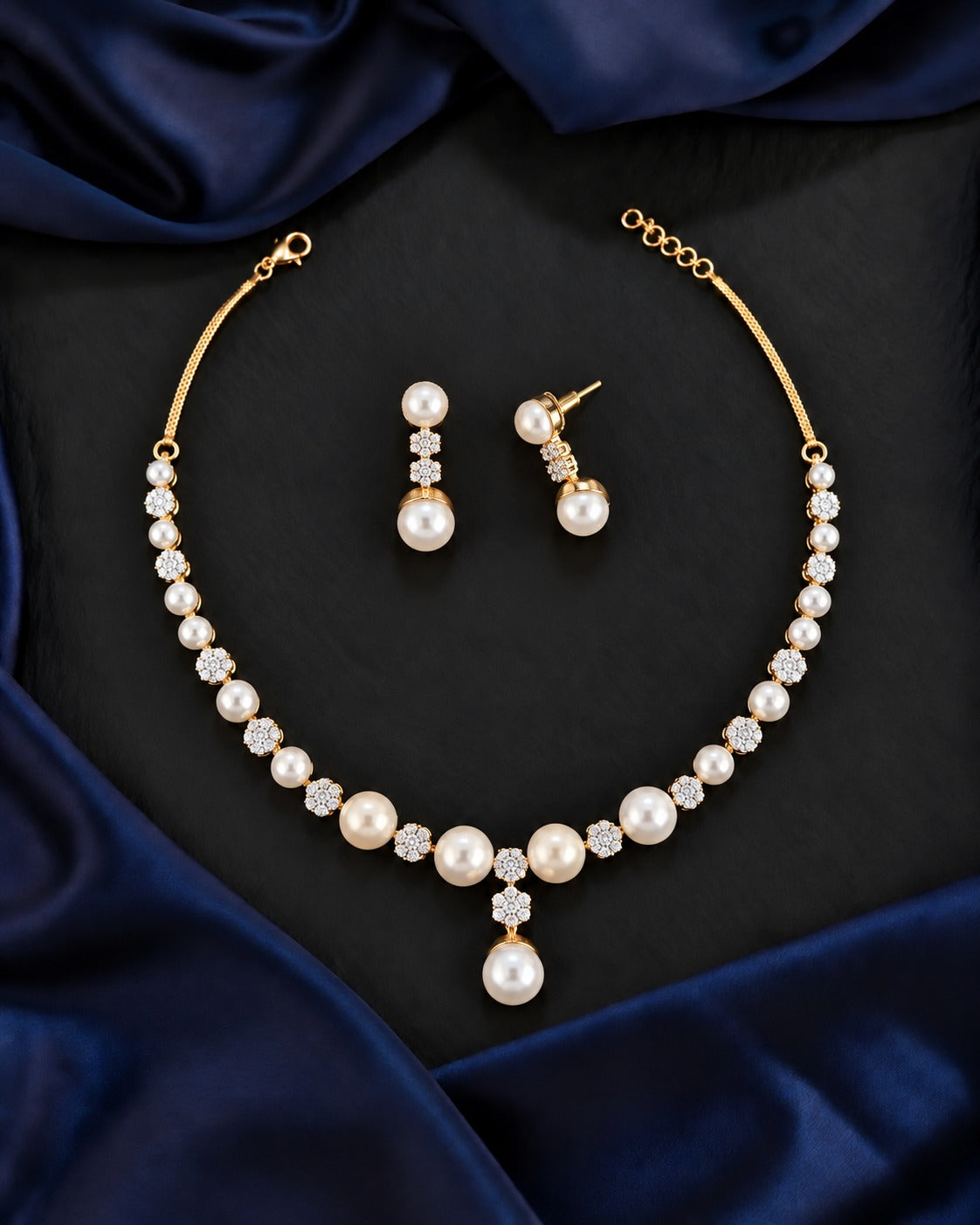 Ivoria Pearl Blossom Necklace Set