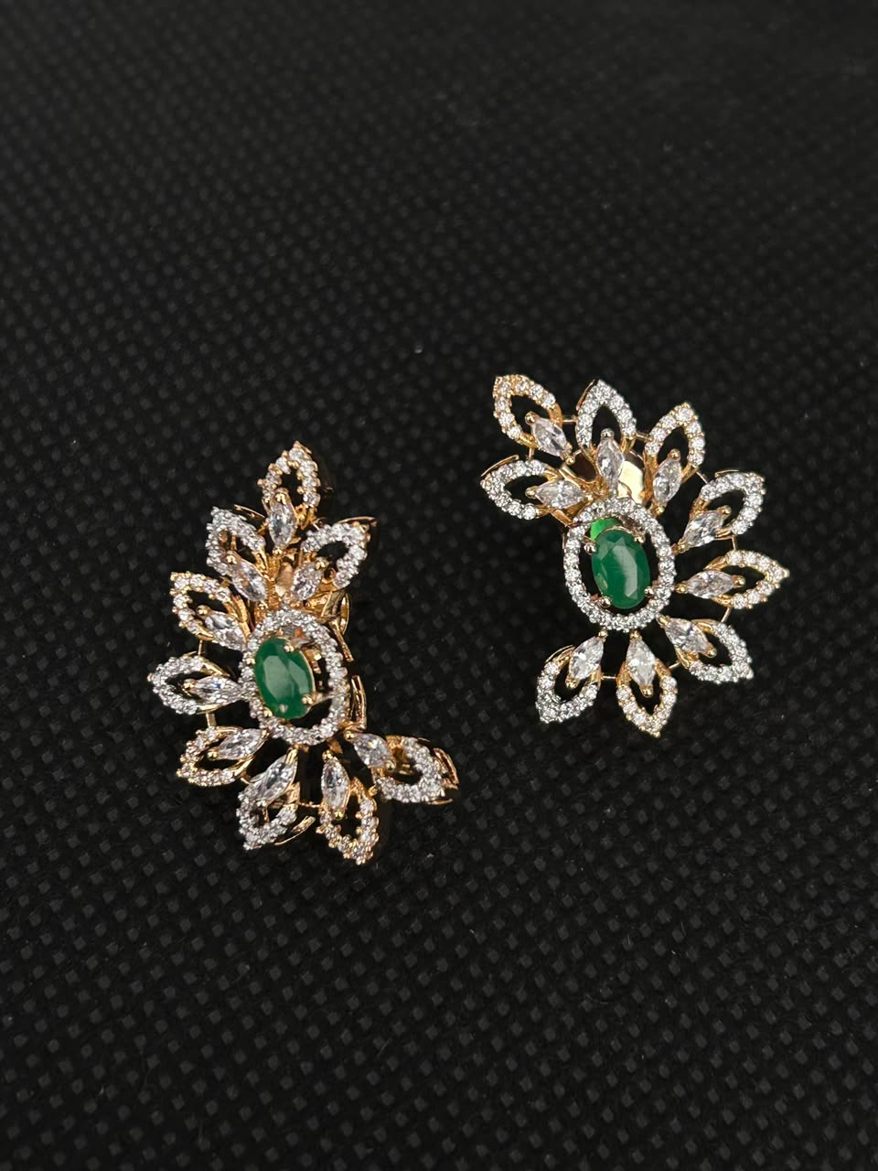 Solid Royal Leaf Cluster Stud Earrings