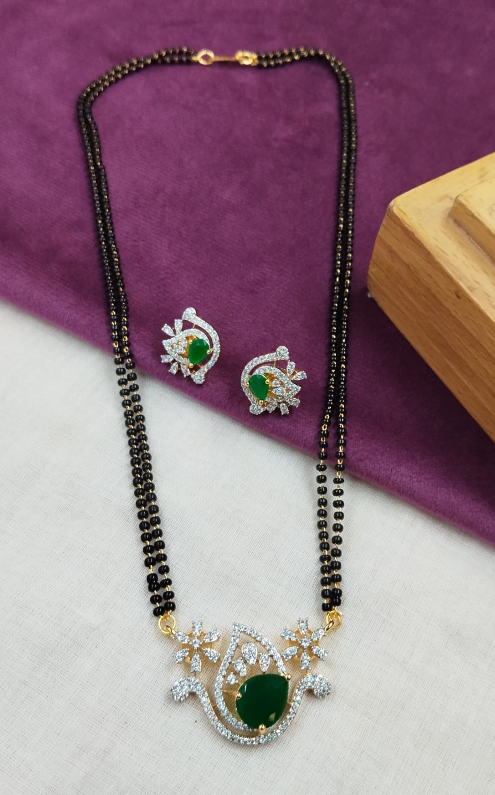 Navya Paisley Drop Mangalsutra Set – 18 Inch