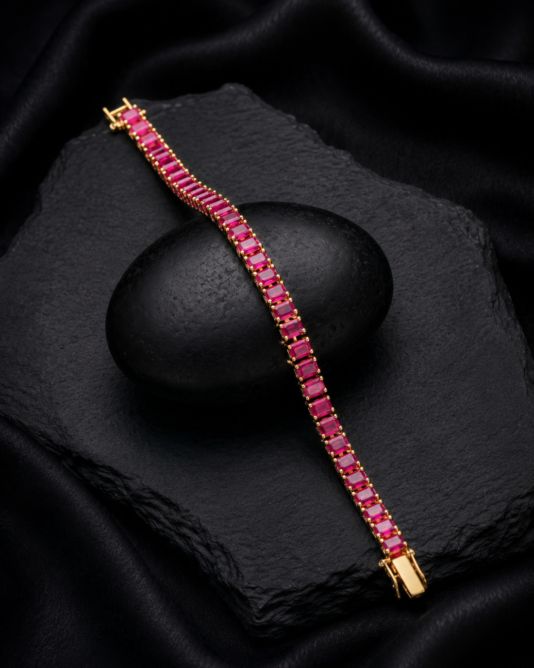 Kiara Baguette Stone Openable Bracelet