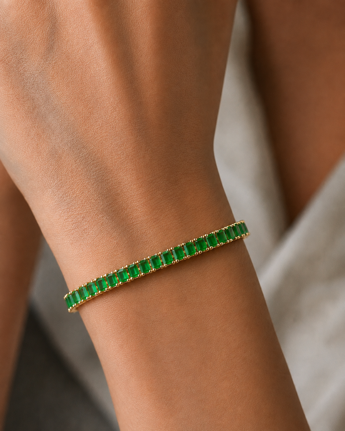 Kiara Baguette Stone Openable Bracelet