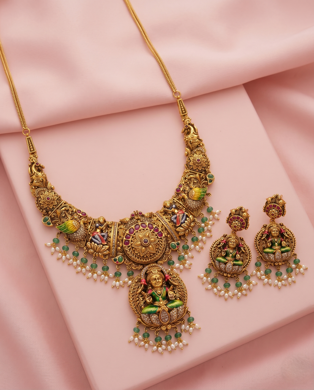 Antique Lakshmi Temple Necklace with Pendant & Matching Earrings