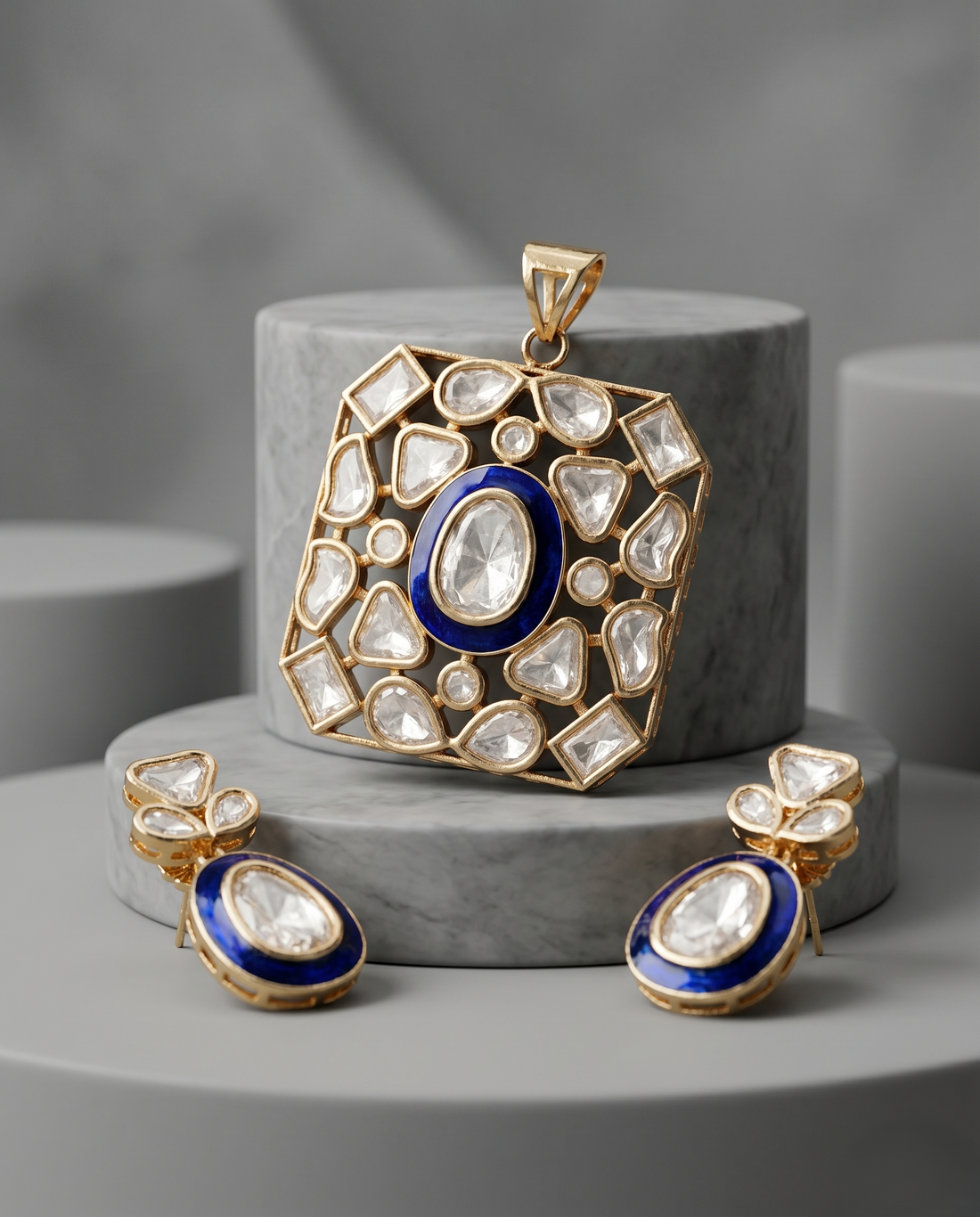 Neelanjali Moissanite Royale Pendant Set