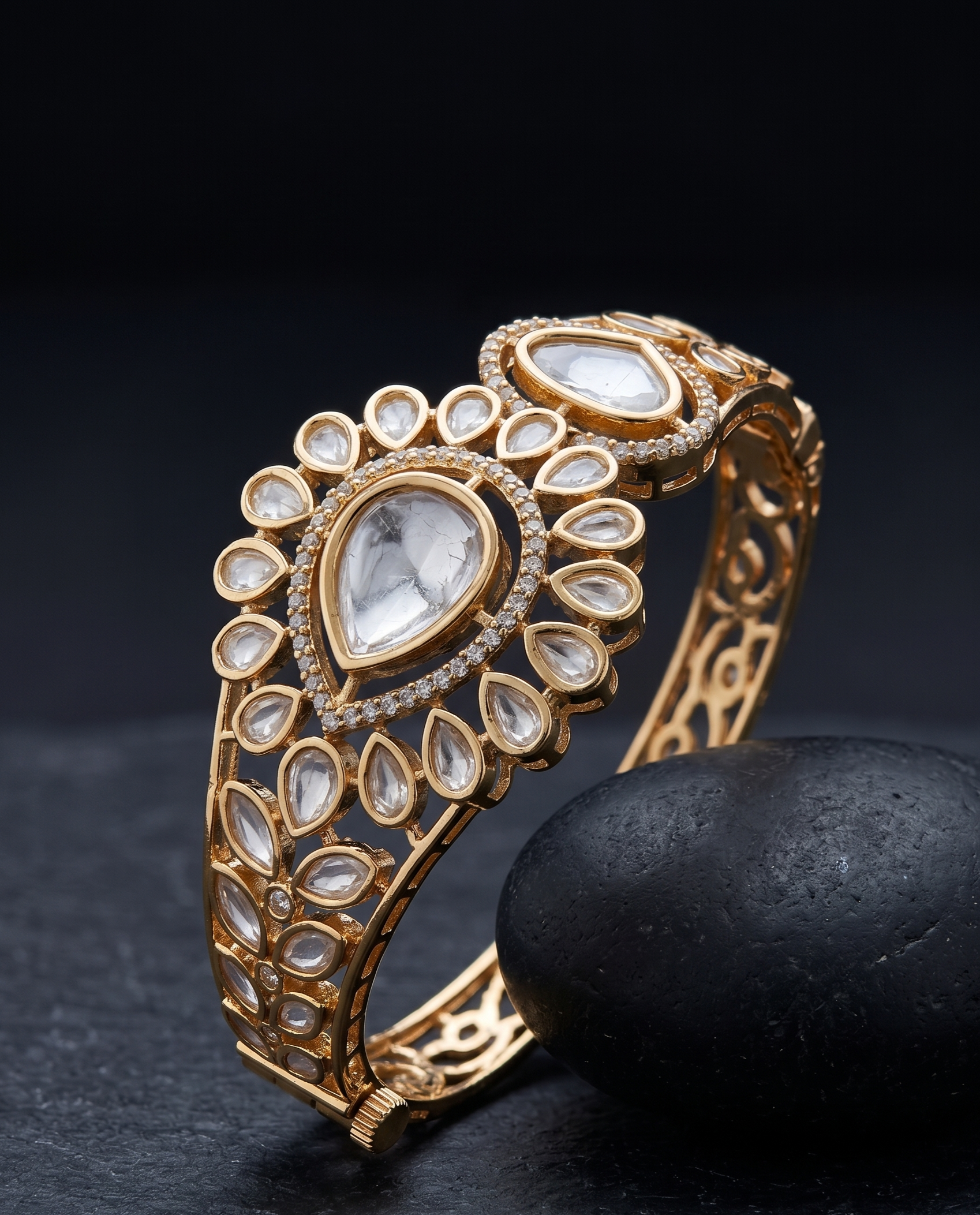 Noorika Kundan Royale   Traditional Polki Style Openable  Bracelet for Women