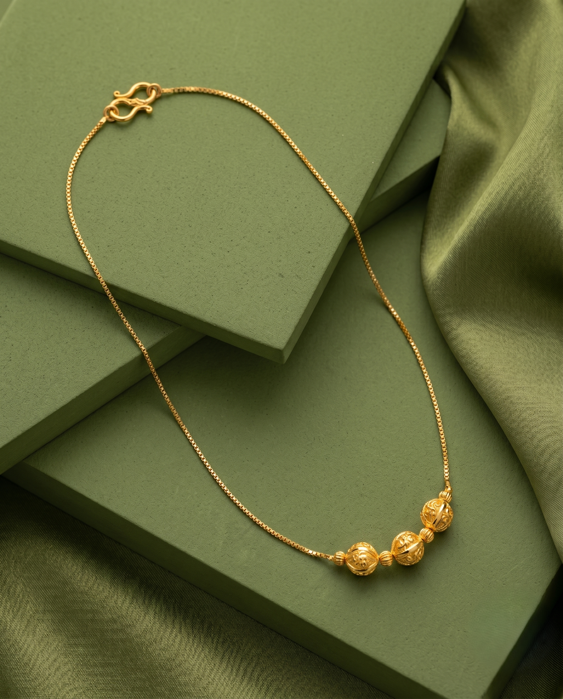 Swarna Pushpa Daily Wear Chain for Women