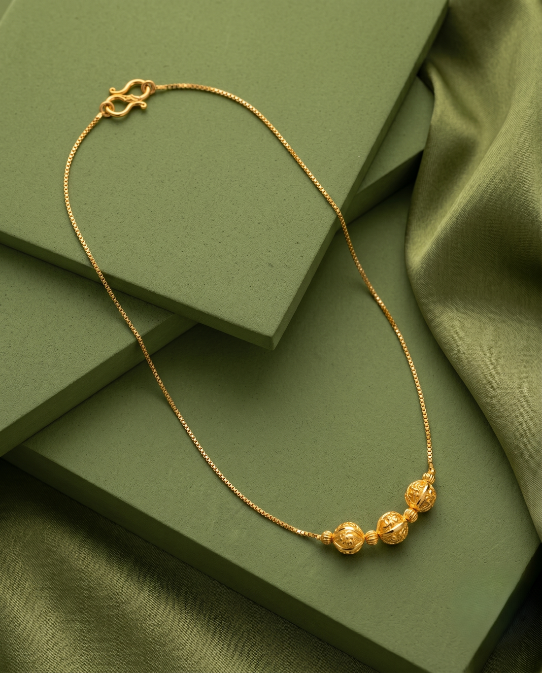 Swarna Pushpa Daily Wear Chain for Women
