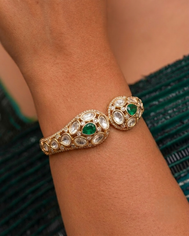 Royal Kundan Openable Bracelet with Green Stone