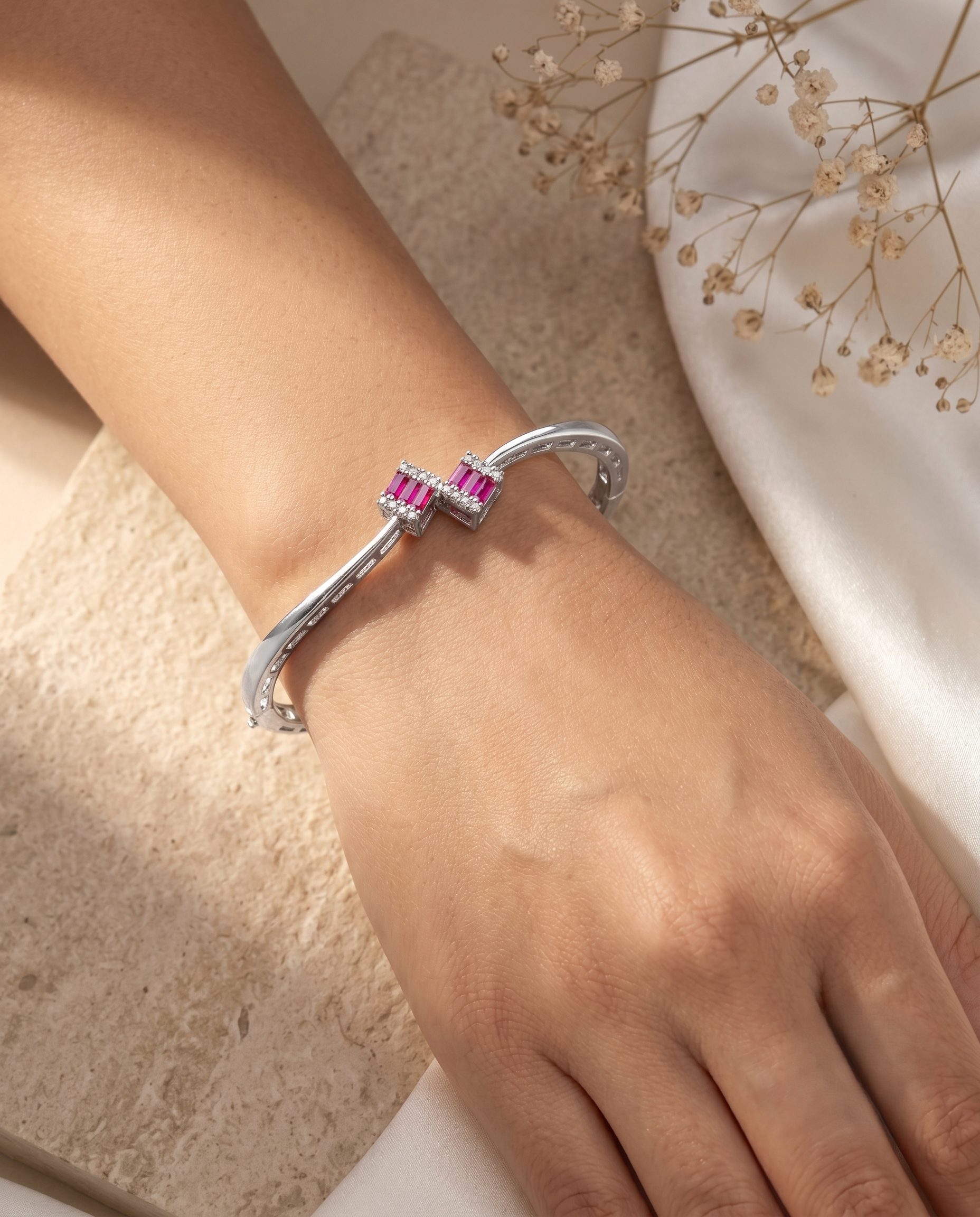 Vaidehi Royale Baguette AD Openable Bracelet