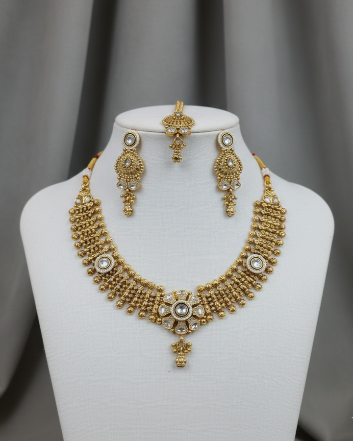 Antique Gold Heavy Kundan Necklace Set with Ghungroo Detailing