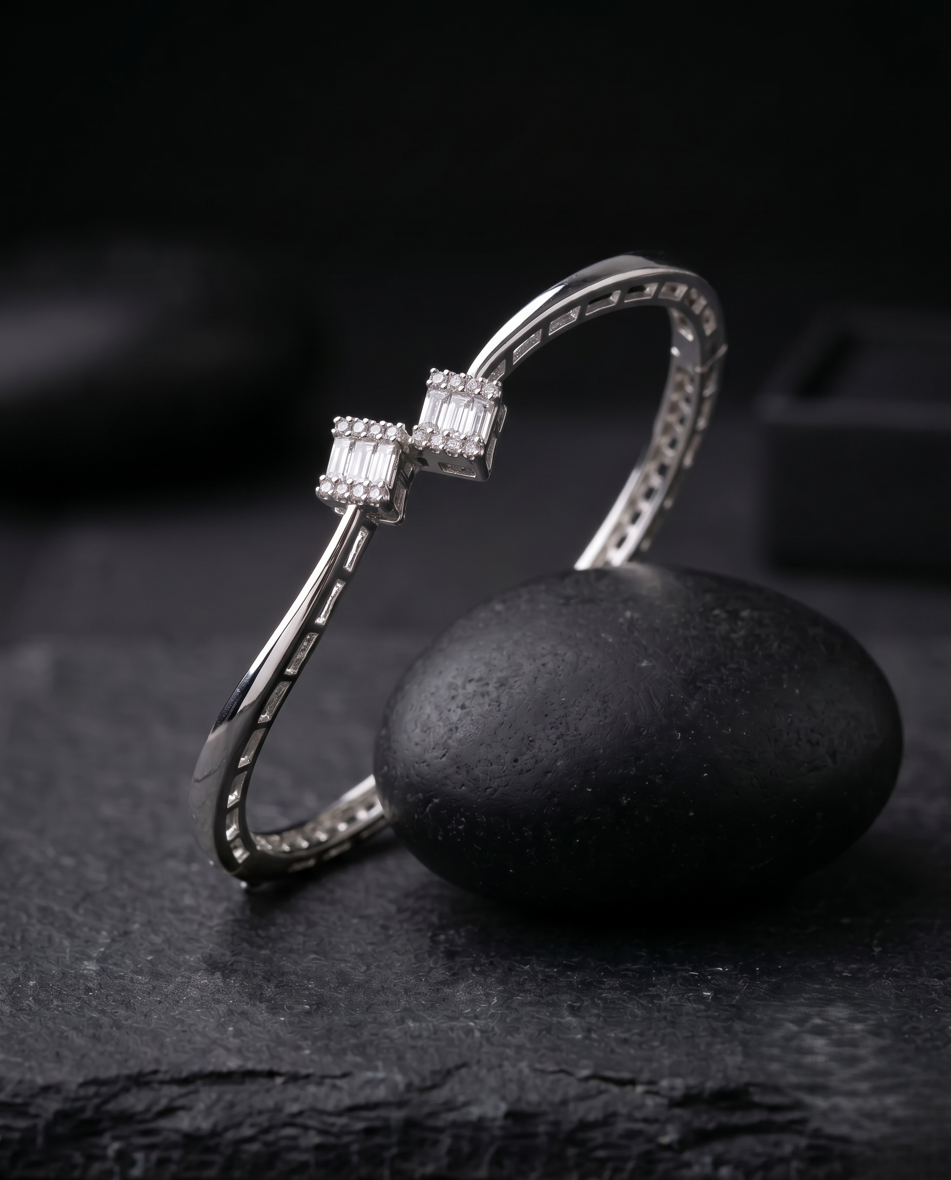 Vaidehi Royale Baguette AD Openable Bracelet