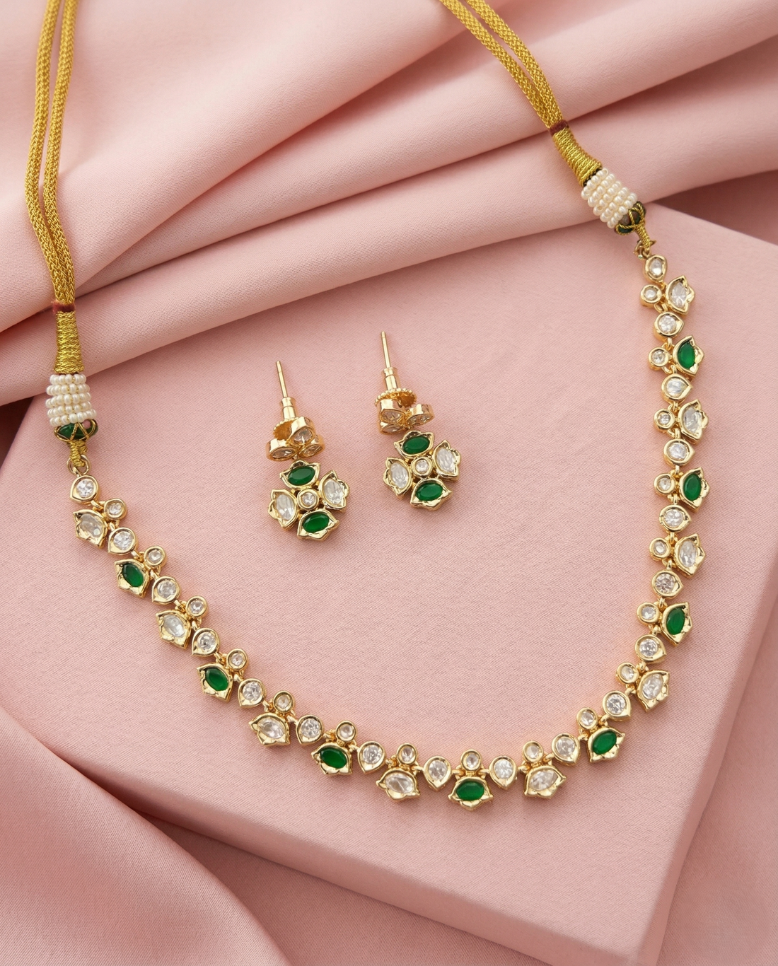 Available Colour White Green Maroon Elegant Kundan Short Necklace Set Detailing Real Gold Tone with Earrings