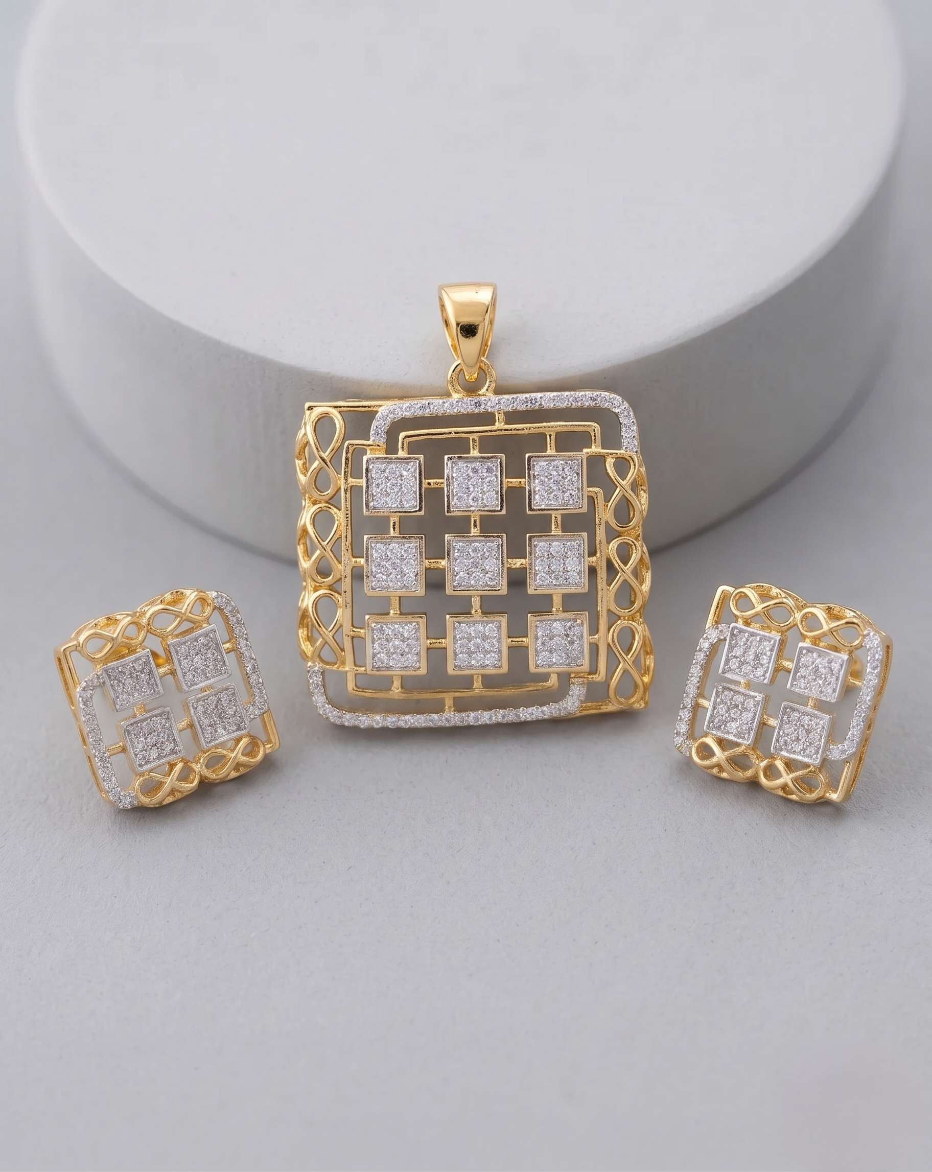 Premium Square Grid Diamond Look Pendant Set in Gold Tone