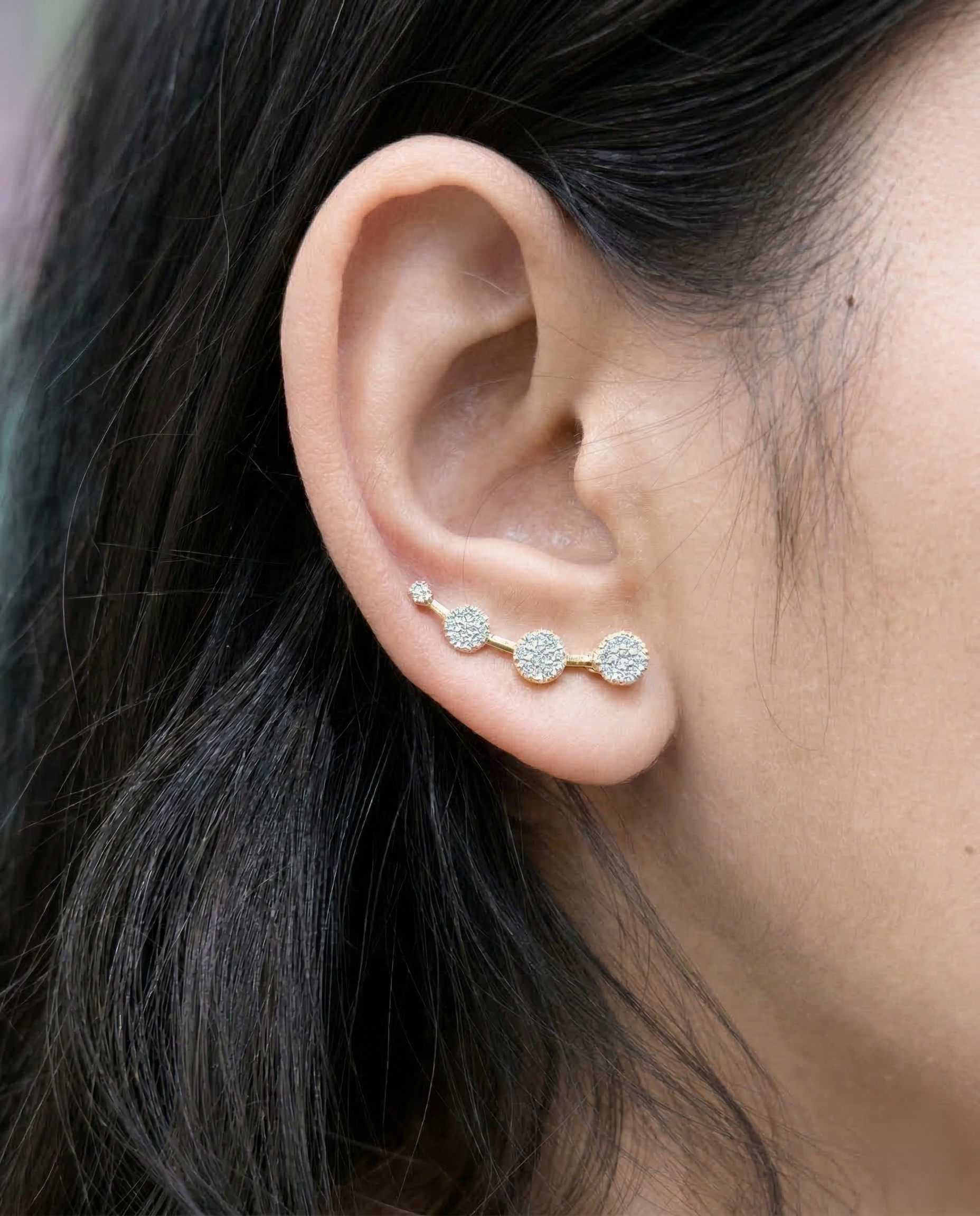 Diamond Curve Gold Finish Ear Cuff - Premium Quality