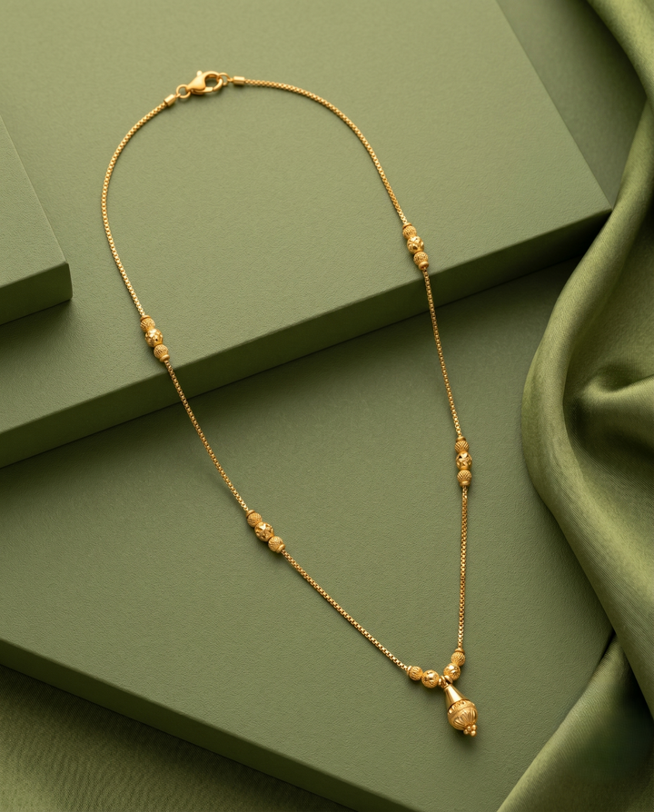 Elegant Daily Wear Gold Finish Chain