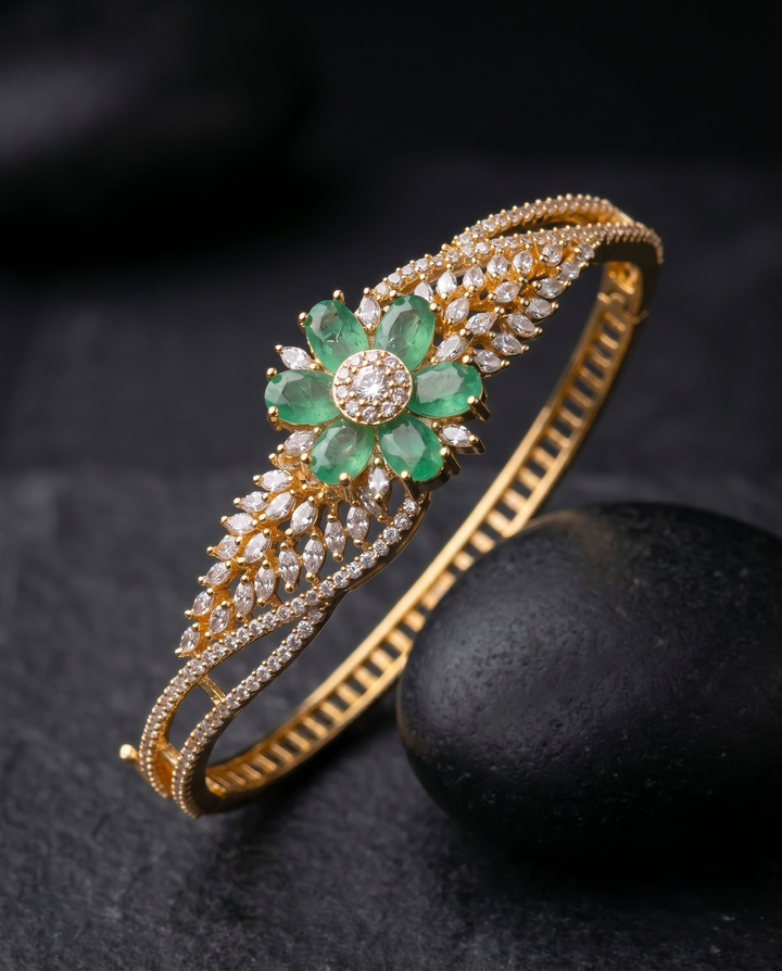 Eshanya Blossom AD Openable Bracelet