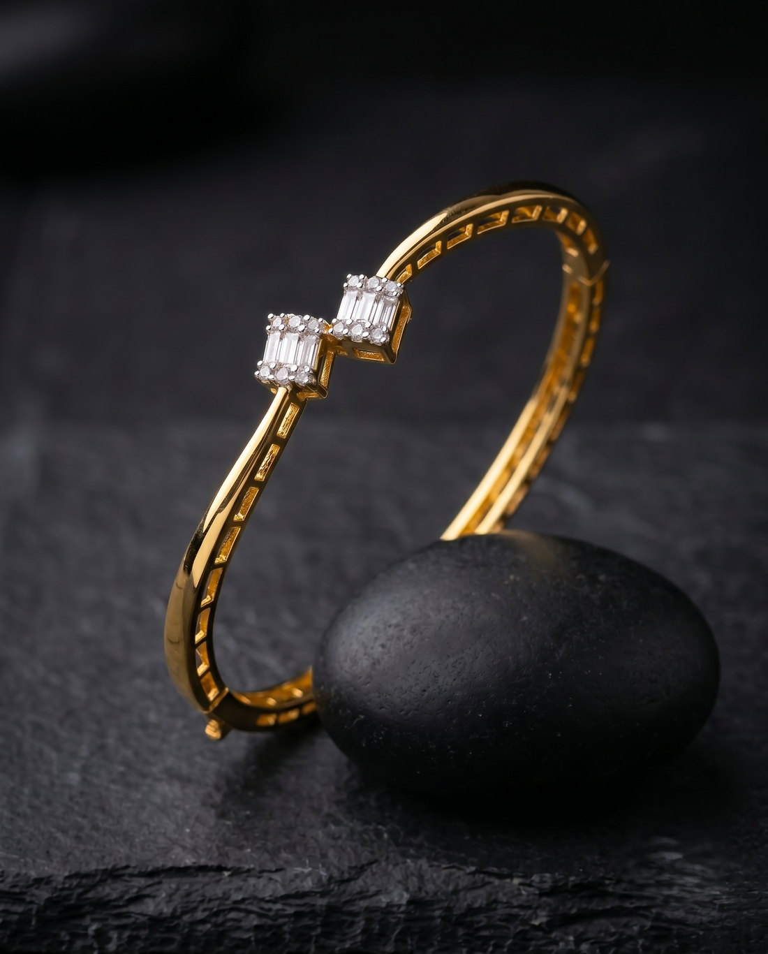 Vaidehi Royale Baguette AD Openable Bracelet