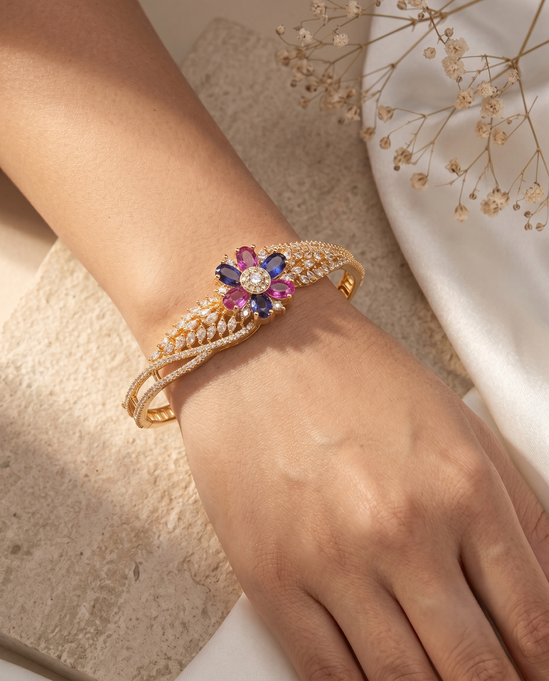 Eshanya Blossom AD Openable Bracelet