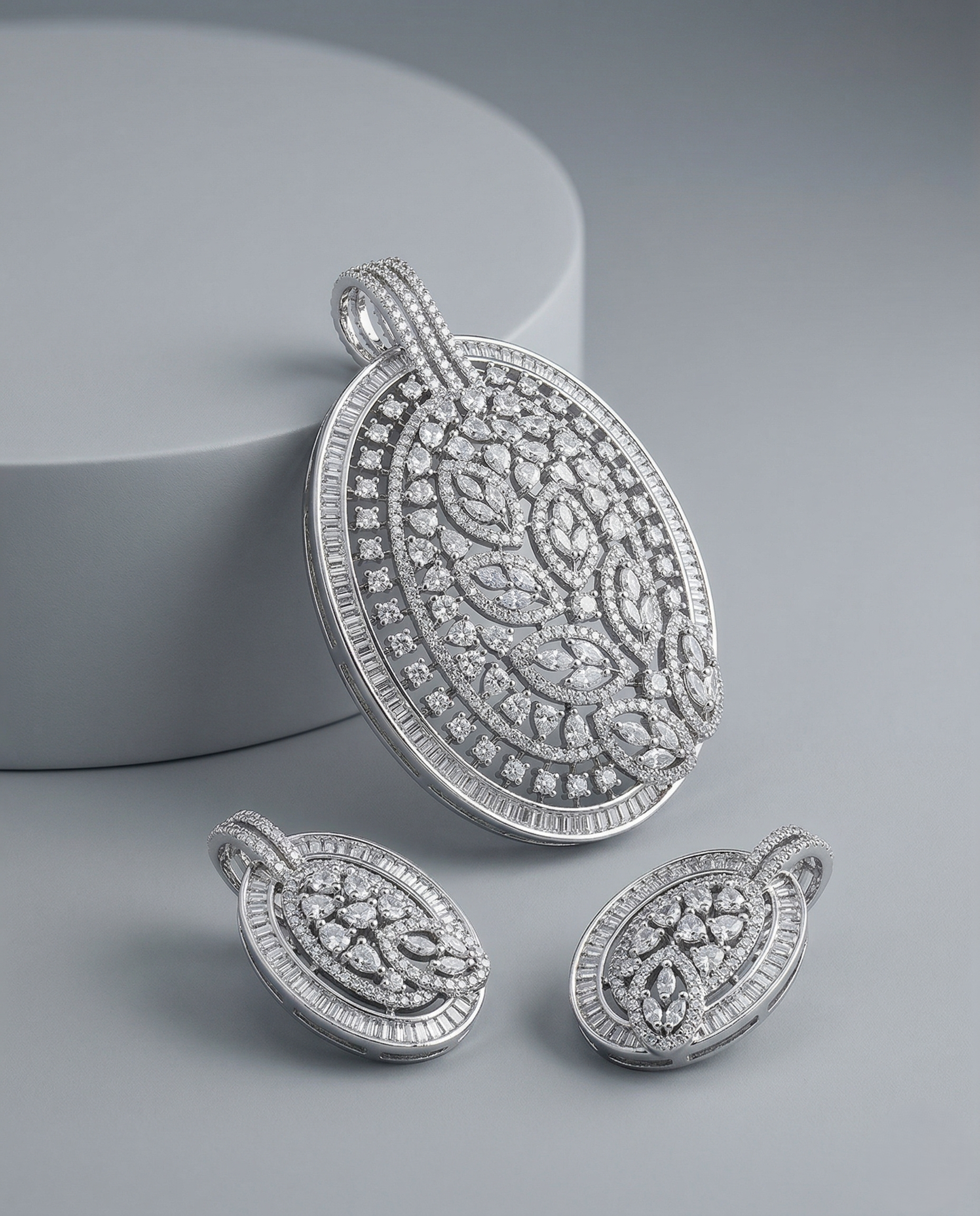 Premium White Crystal Oval Pendant Set in Silver Tone