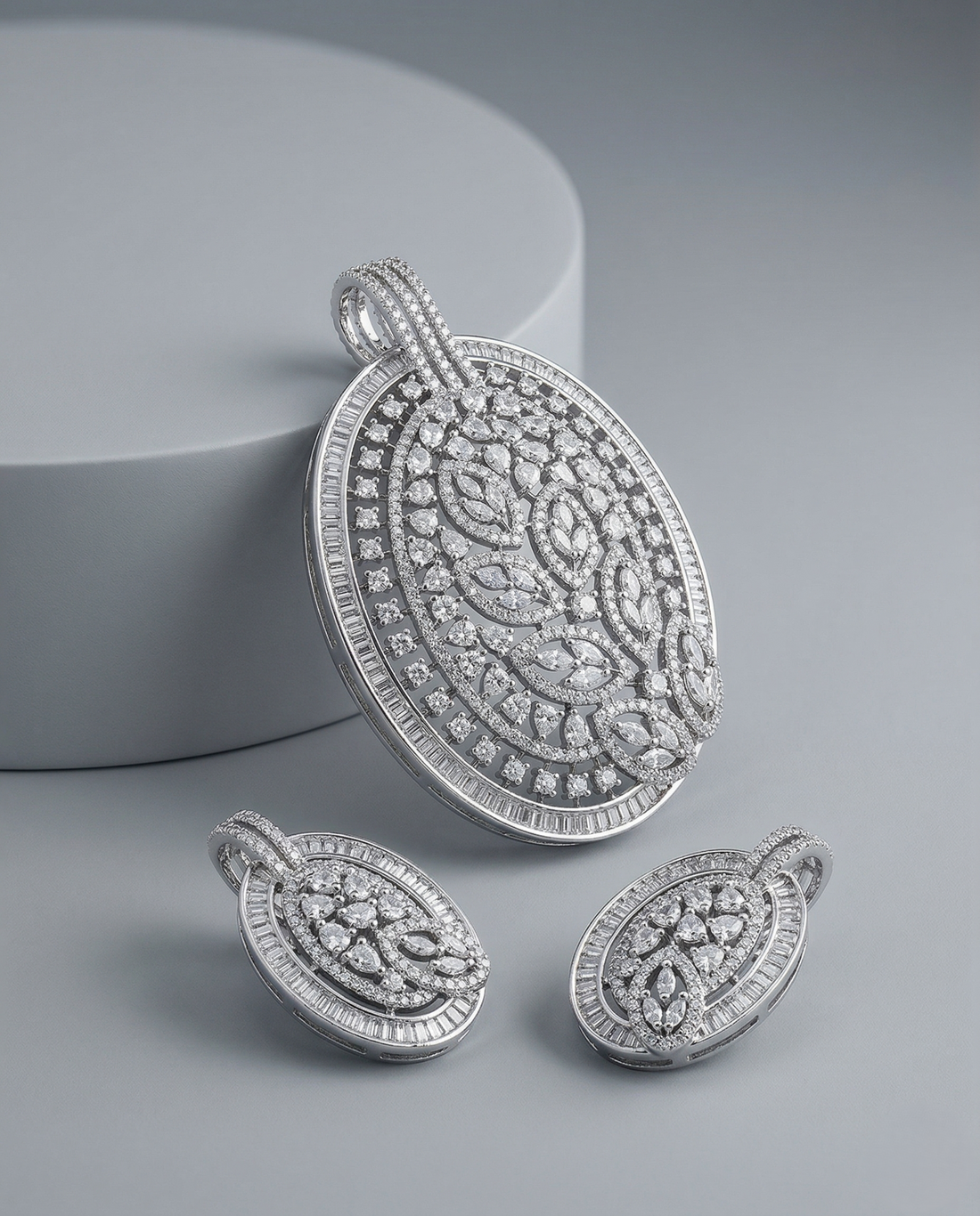 Premium White Crystal Oval Pendant Set in Silver Tone