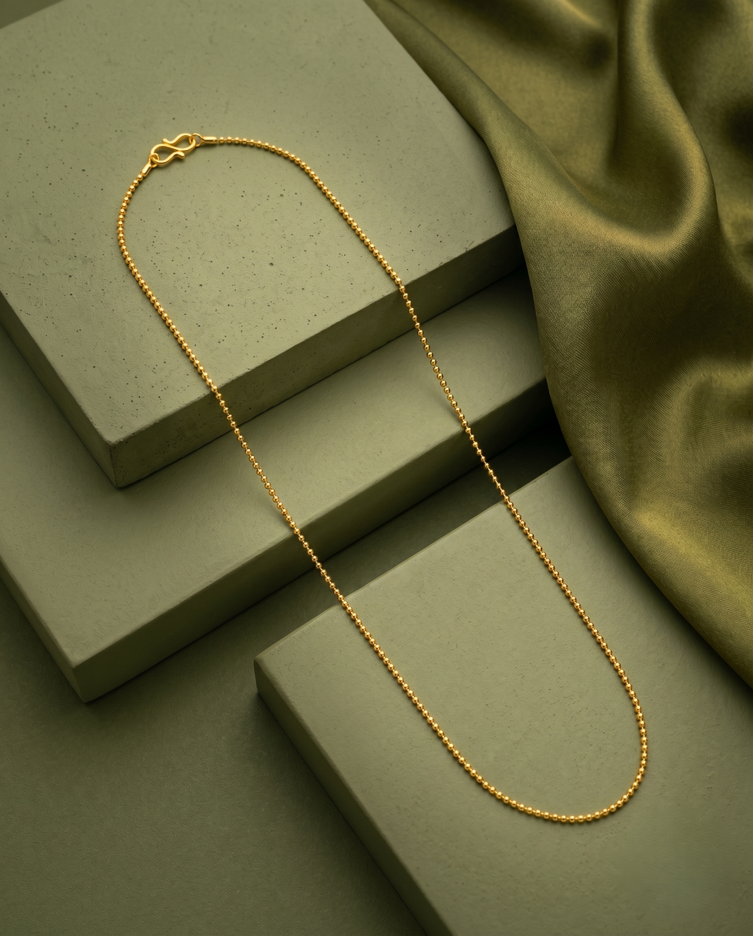 Suvarna Shine Minimal Daily Wear Chain for Women