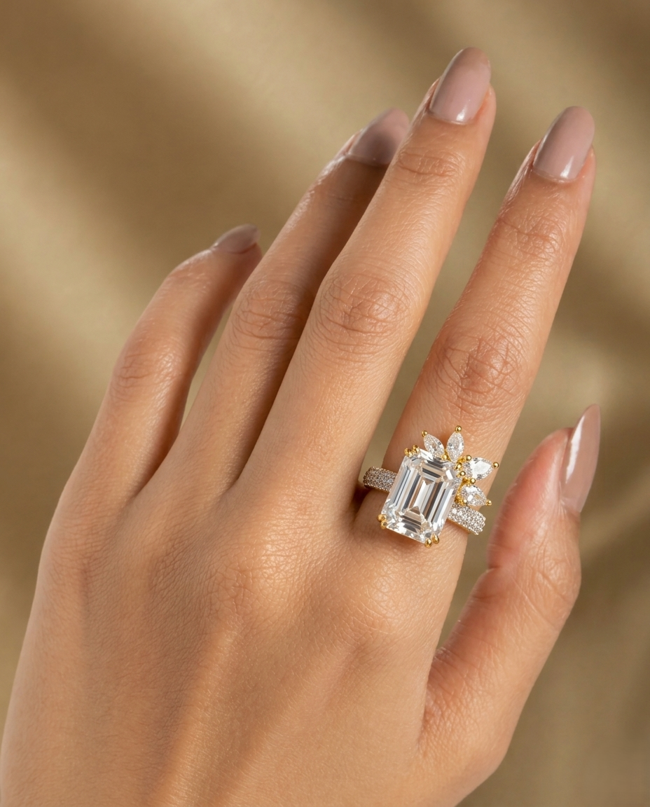Zehra Emerald Crown Adjustable Ring for Women