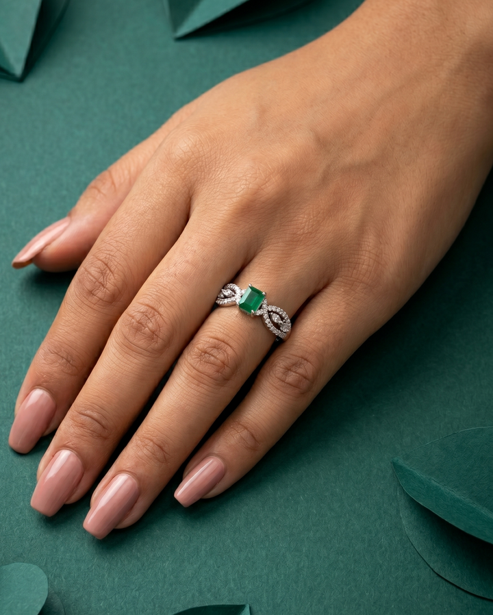 Emerald Cut Diamond Look Ring Silver Plated Adjustable – Red / Green / White Stone