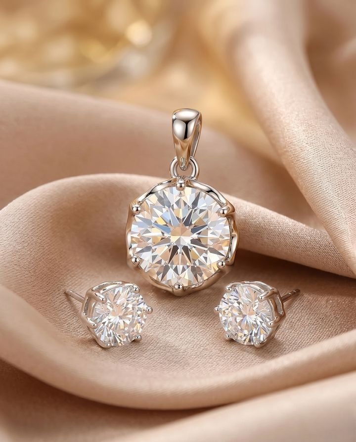 Premium Sparkle Large Solitaire Diamond Pendant with Chain & Matching Stud Earrings