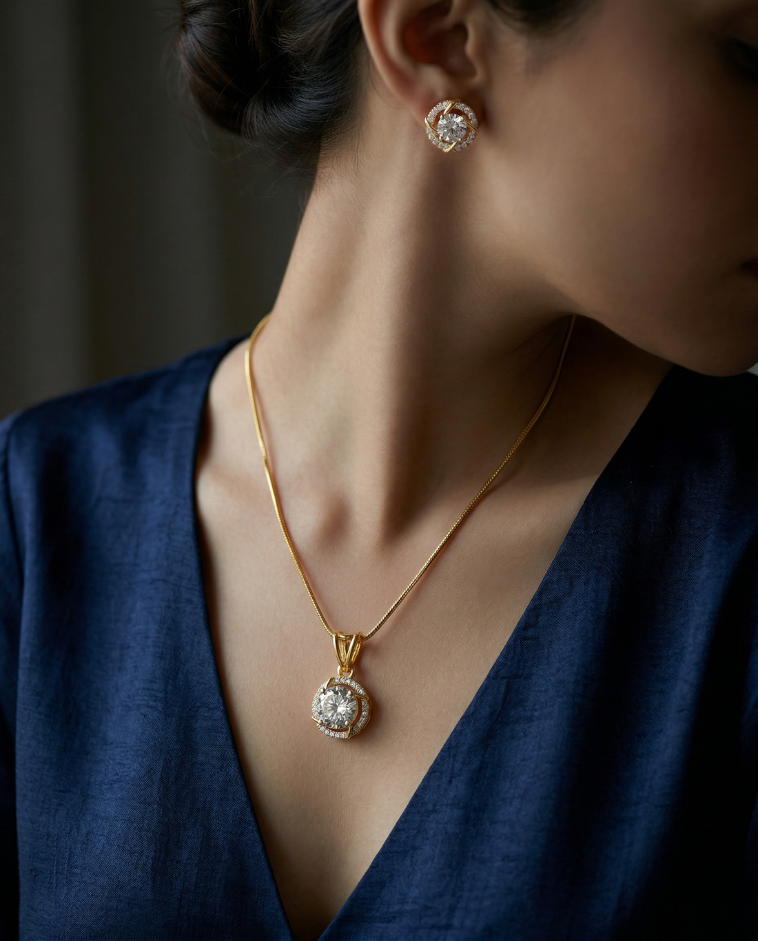 Premium Solitaire Sparkle Pendant Set with Chain & Earrings (Gold / Silver Finish)