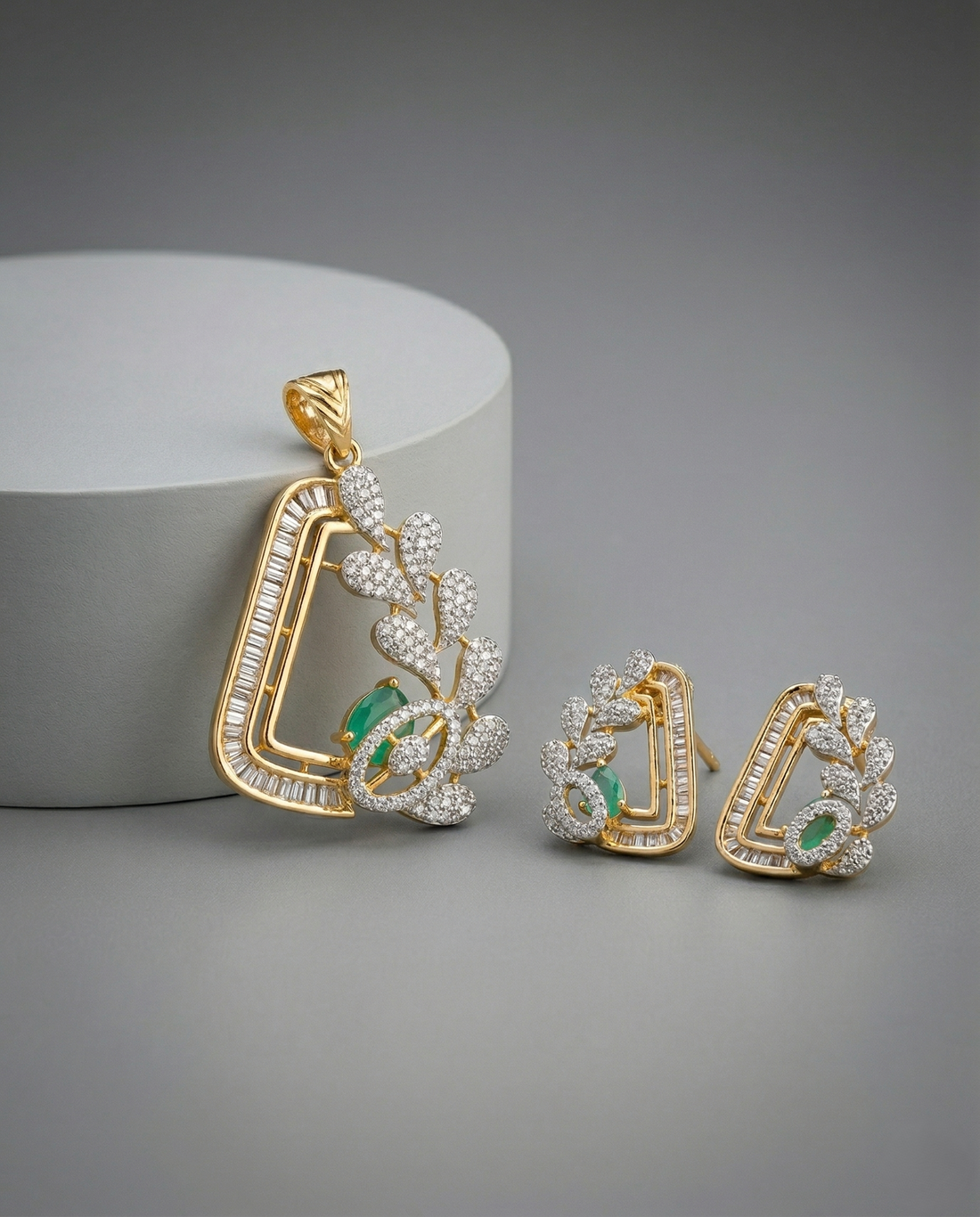 Premium Emerald Green Crystal Geometric Designer Pendant Set in Gold Tone