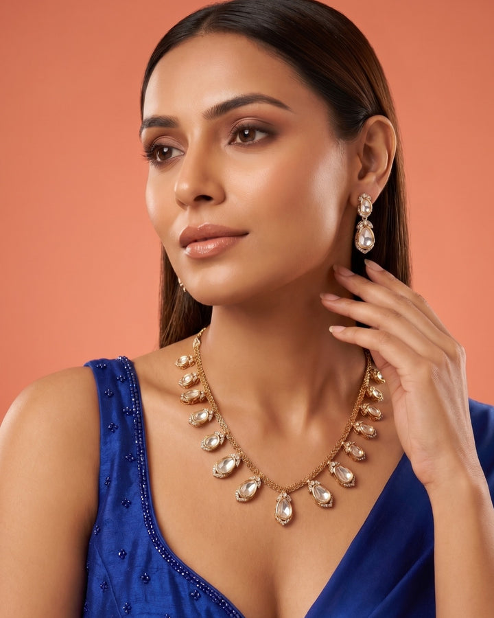 Heritage Drop Necklace Set – Elegant Bridal Statement
