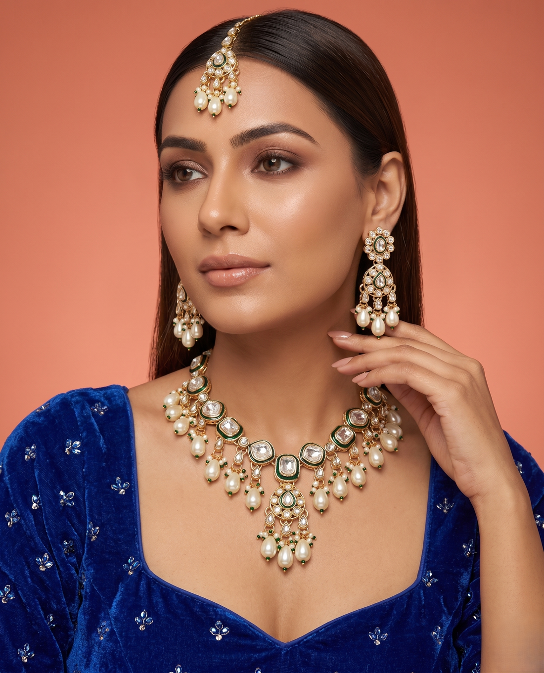 Polki Kundan Necklace Set with Pearl Drops & Matching Earrings – Traditional Design
