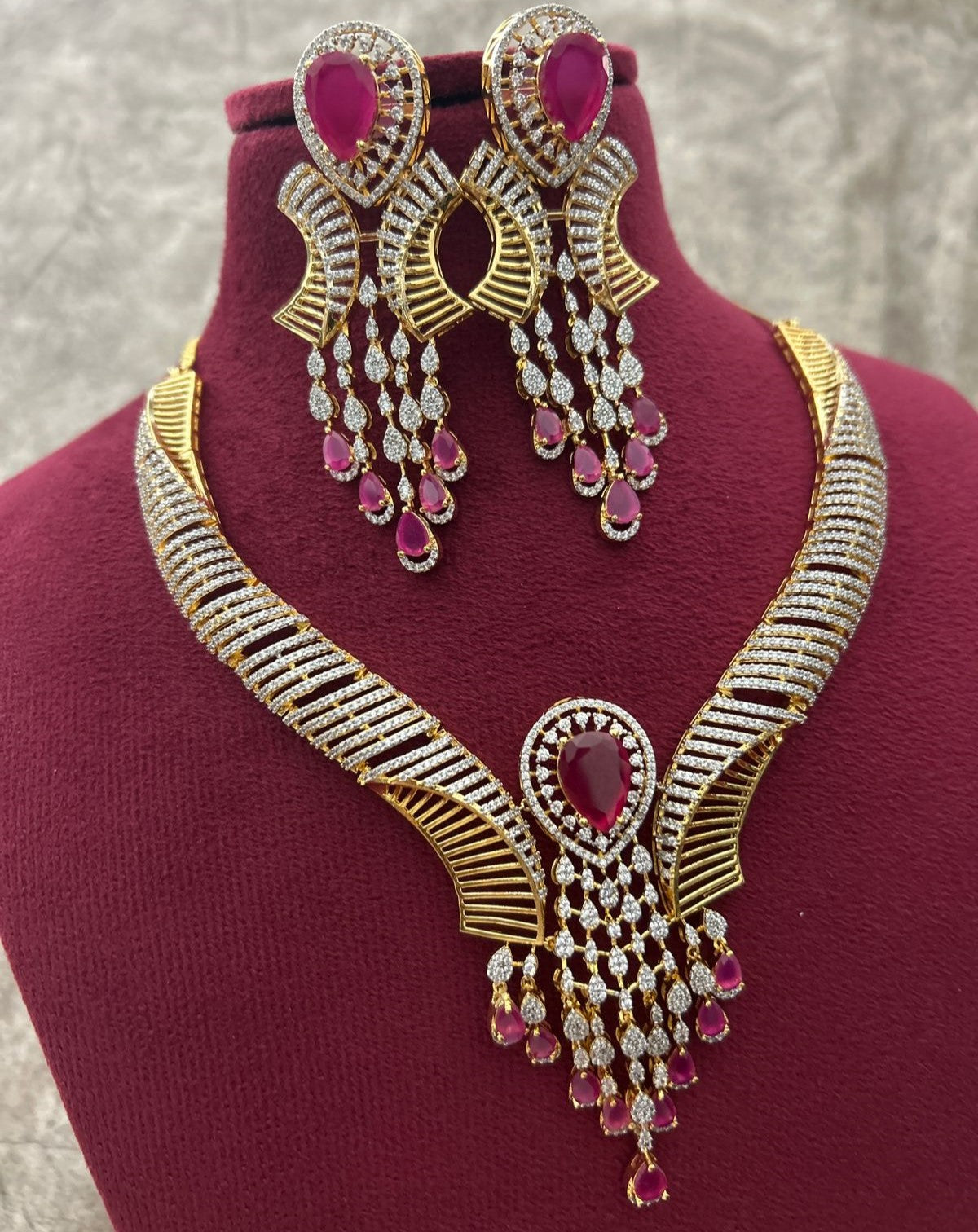 Gold Polish American Diamond Pink Stone Heavy Necklace Set