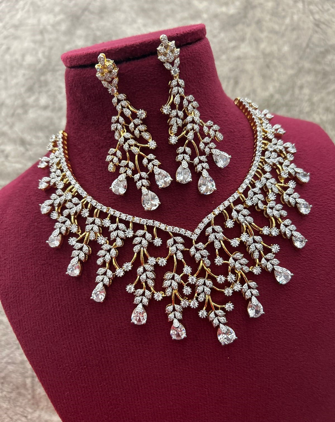 Gold Polish American Diamond Leaf Design Necklace Set